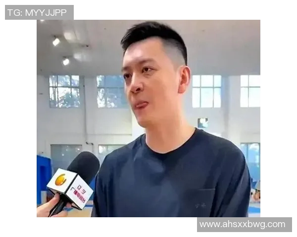 深夜赵继伟发文引发球迷忧虑杨鸣卫冕之路面临挑战 深夜赵继伟发文引发球迷忧虑杨鸣卫冕之路面临挑战